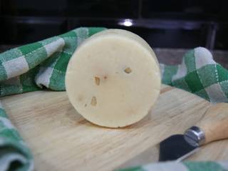 Сыр Качотта с кедровым орехом от сыроварни "Лука"